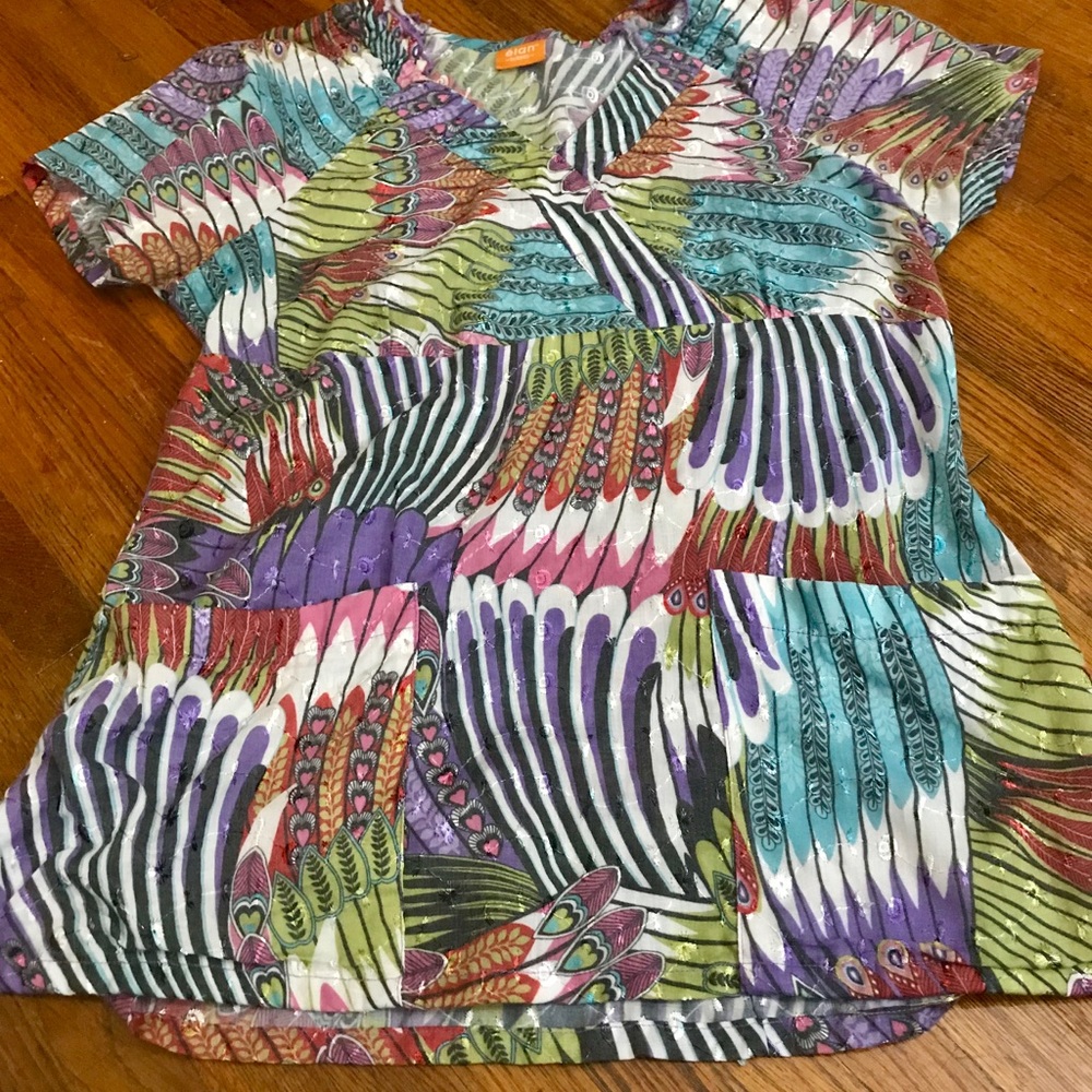 Size small scrub top